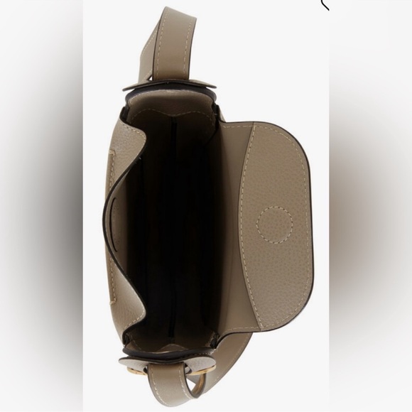 Chloé Darryl Long Crossbody - Picture 12 of 13